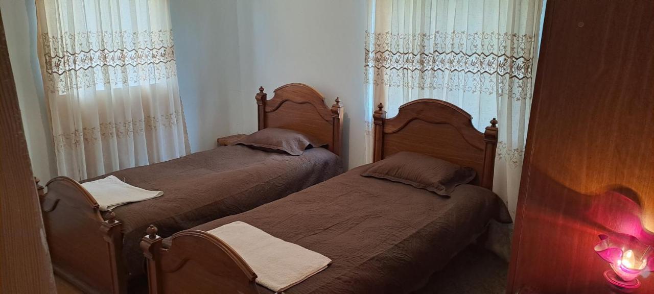 Guest House Lailashi Surmushi ภายนอก รูปภาพ